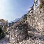 Apartmán Hugau - *